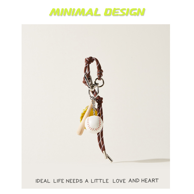 Nuevo miumiu viento bolos accesorios de colgante maletín portátil tipo de correa bolsa colgante sensación de diseño