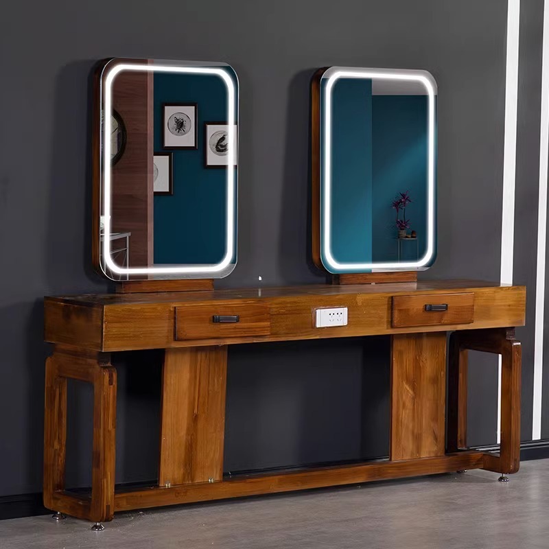Barbería mirror image 21