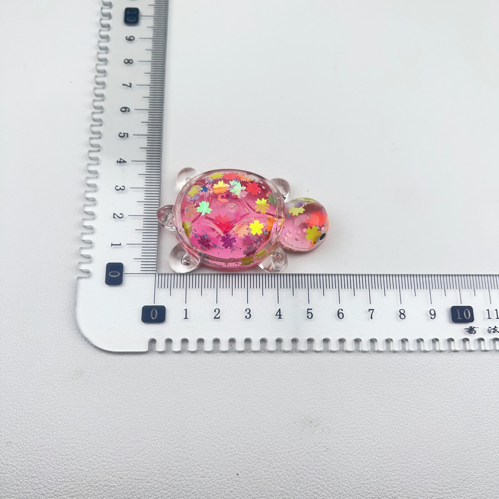 Chatter en vivo explosión de joyería DIY arena flotante en aceite explosión tortuga llavero bolso de teléfono móvil colgante decoración de escritorio