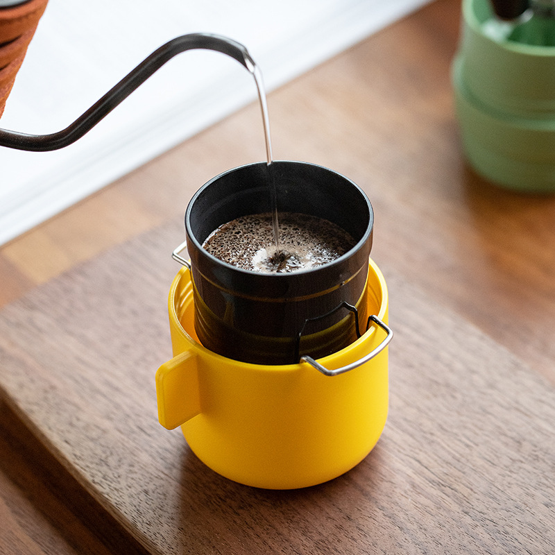 Source manufacturer new hand grinding grinding bean coffee hand coffee all -in -one coffee grinding bean machine coffee pot