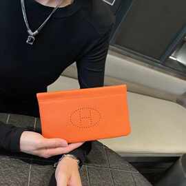 TC牛皮法式简约手拿包收纳包化妆包零钱包眼镜包口红耳机多功能包