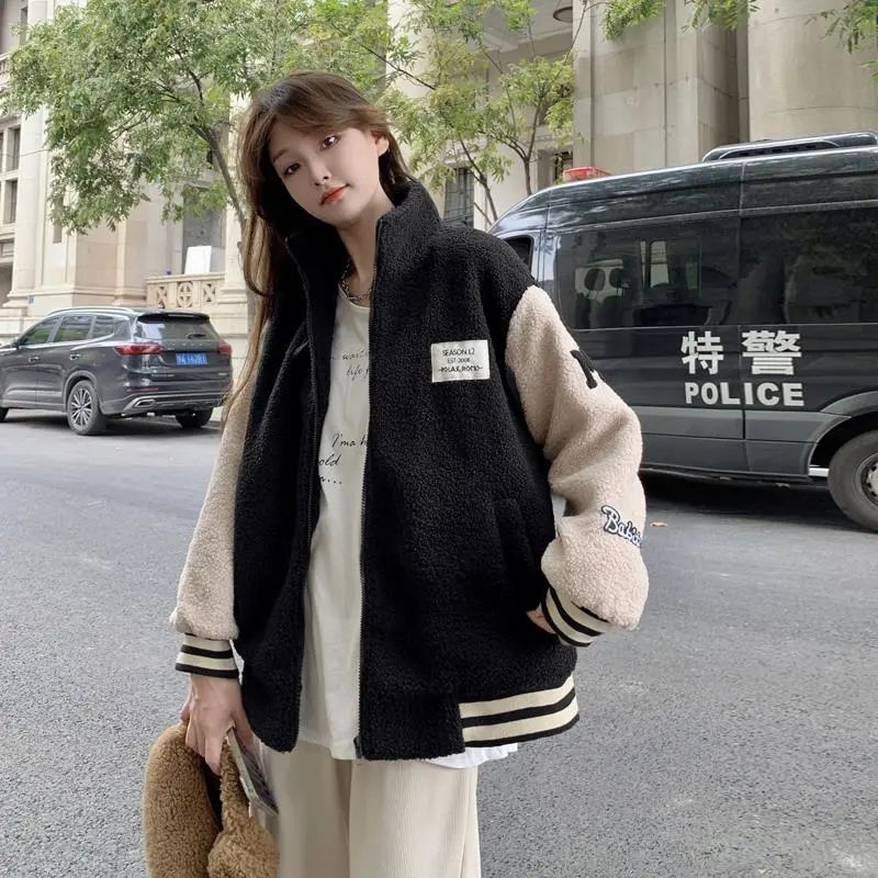 Trendy Lamb Wool Coat for Women 2026 Autumn and Winter New Thickened Baseball Jacket Loose Versatile Lamb Fleece Sweatshirt for Women Fashion Trendy Lamb Wool Coat for Women 2026 Autumn and Winter New Thickened Baseball Jacket Loose Versatile Lamb Fleece Sweatshirt for Women Fashion