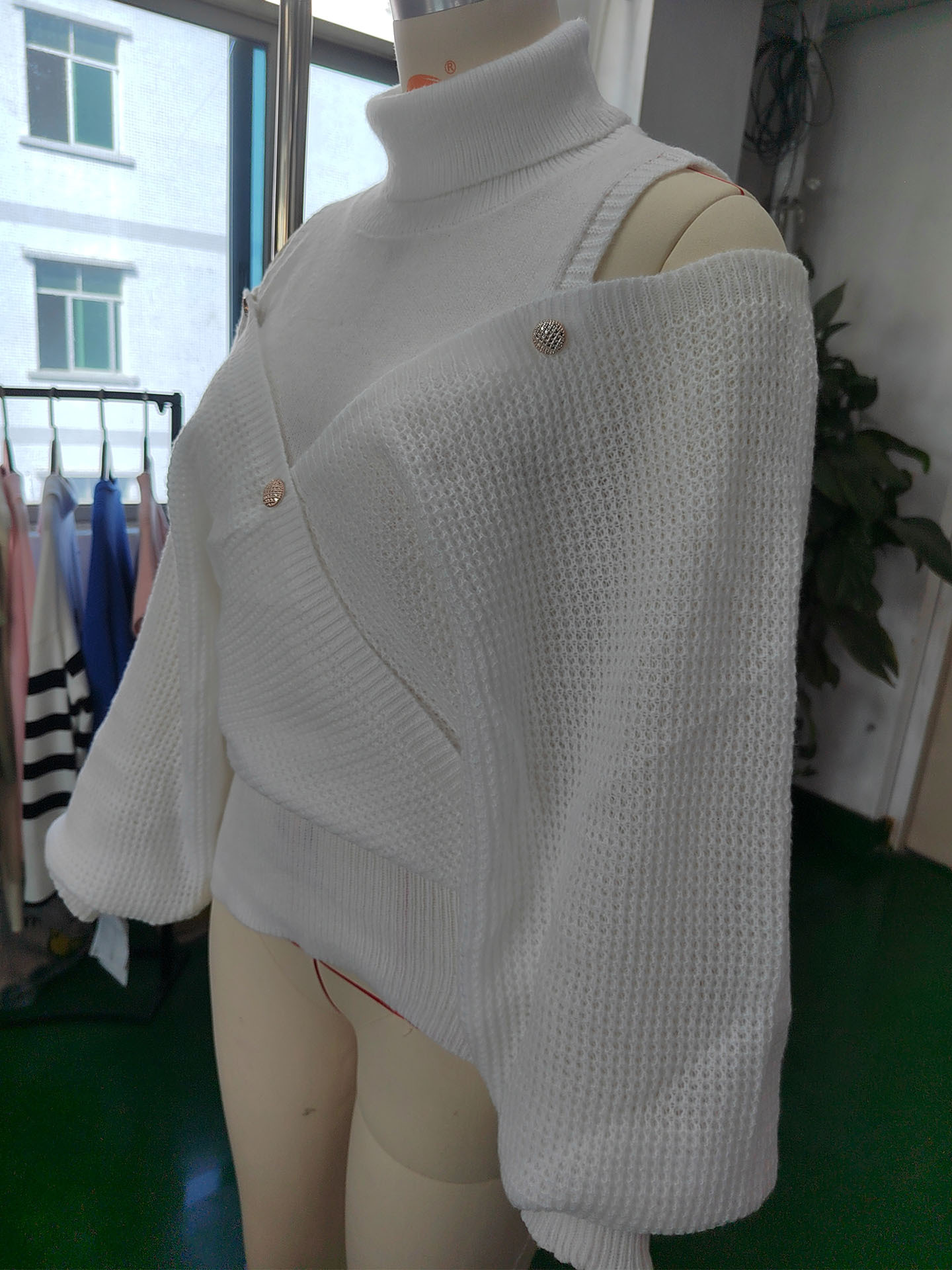 Women's Clothing 2024 new autumn and winter sweater women's clothing off shoulder long sleeved solid color pullover high necked sweater_voghion.com