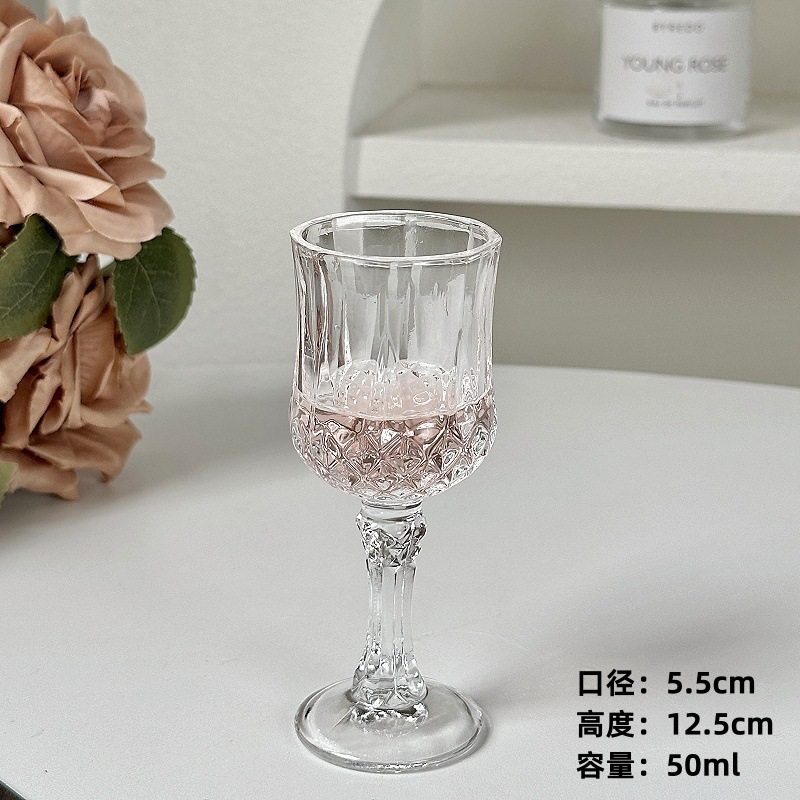 Mini copa de vino de pie alto para niñas, vidrio casero lindo, copa de vino blanco de un bocado, atmósfera avanzada, copa de vino de frutas dulces