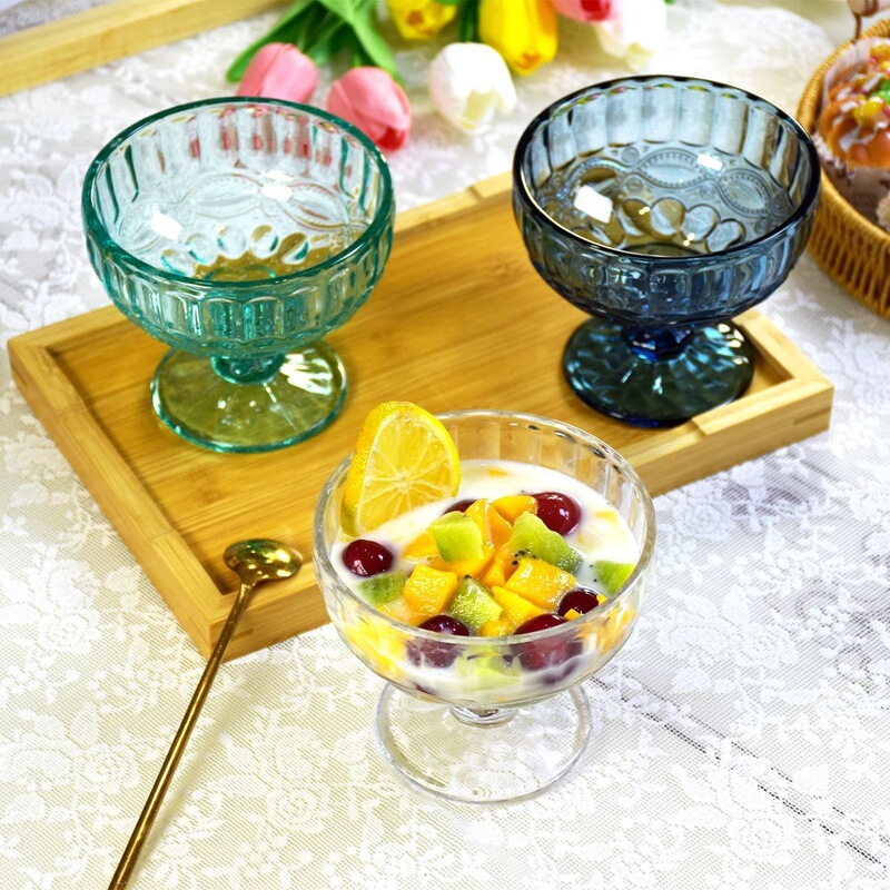 European-style colored glass dessert bowl, exquisite and attractive, ice cream milkshake bowl, personalized and creative ice cream cup for home use European-style colored glass dessert bowl, exquisite and attractive, ice cream milkshake bowl, personalized and creative ice cream cup for home use