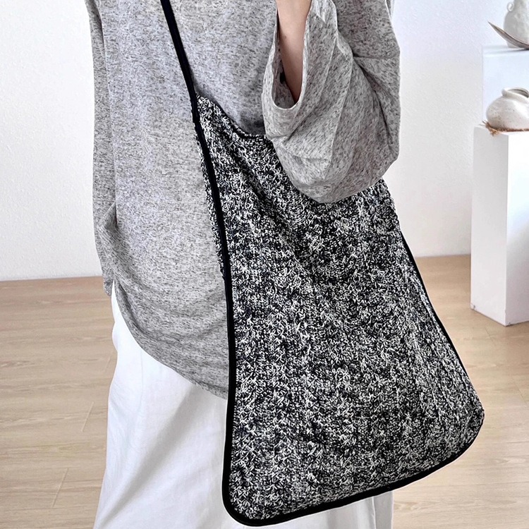 Casual versatile mesh shoulder crossbody knitted bag, Japanese and Korean new women's bag trend_voghion.com
