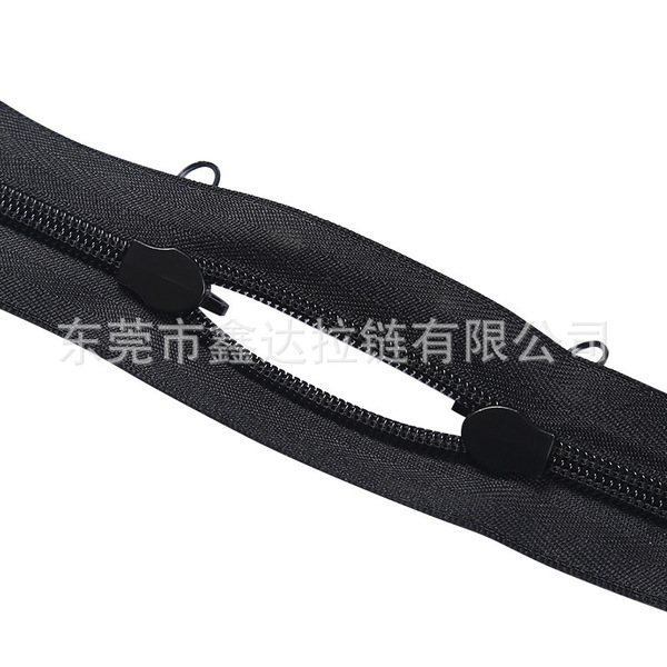 Double-layer nylon explosion-proof suitcase with zipper