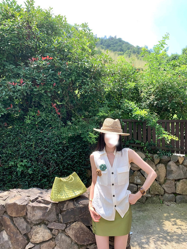 Ouyang Laoqianfeng リネンノースリーブシャツ女性の夏のデザインニッチレトロシャツベストトップ|undefined