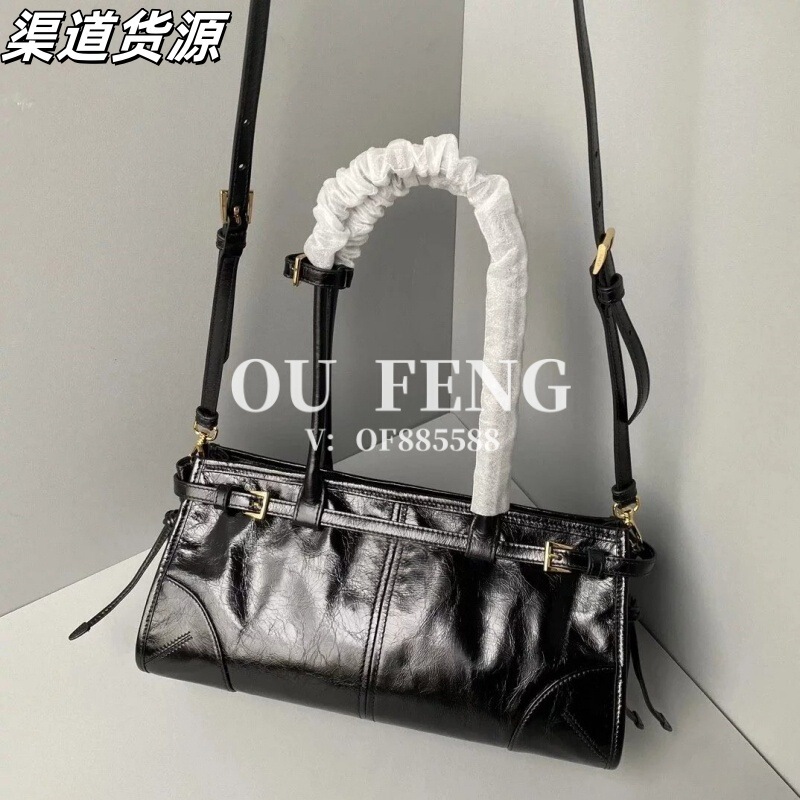P Brand Softlux Oil Wax Leather Long-Handle Shoulder Underarm Bag for Women, Vintage Handbag, High-Quality Genuine Leather Biker Bag
