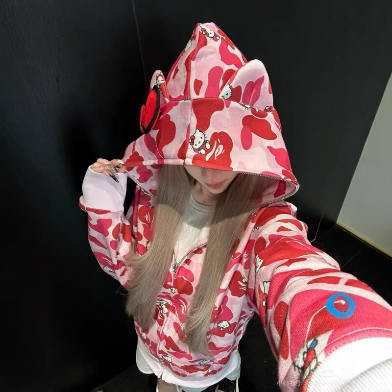 S26Bape Collaboration with Hello Kitty Kuromi Hooded Sweatshirt for Men and Women, Trendy Brand Loose Zipper Jacket S26Bape Collaboration with Hello Kitty Kuromi Hooded Sweatshirt for Men and Women, Trendy Brand Loose Zipper Jacket