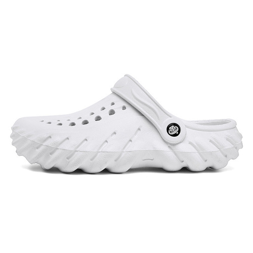 Summer open-toe sandals breathable closed-toe hole shoes couple casual beach shoes hollow-out garden shoes wholesale