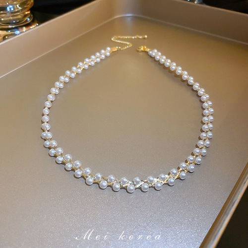 Autumn and winter retro diamond-encrusted letter pearl flower leather winding necklace high-end temperament sweater chain internet celebrity necklace