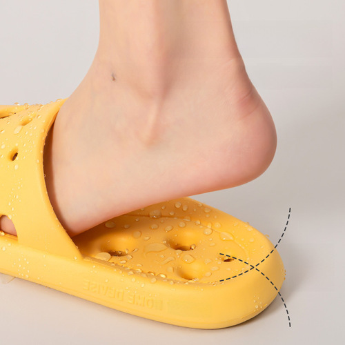 Waterproof Quick-Dry Slippers for Women Summer Indoor Home Couple Bathroom Shower Non-Slip Home Use Hollow Cooling Slippers for Men