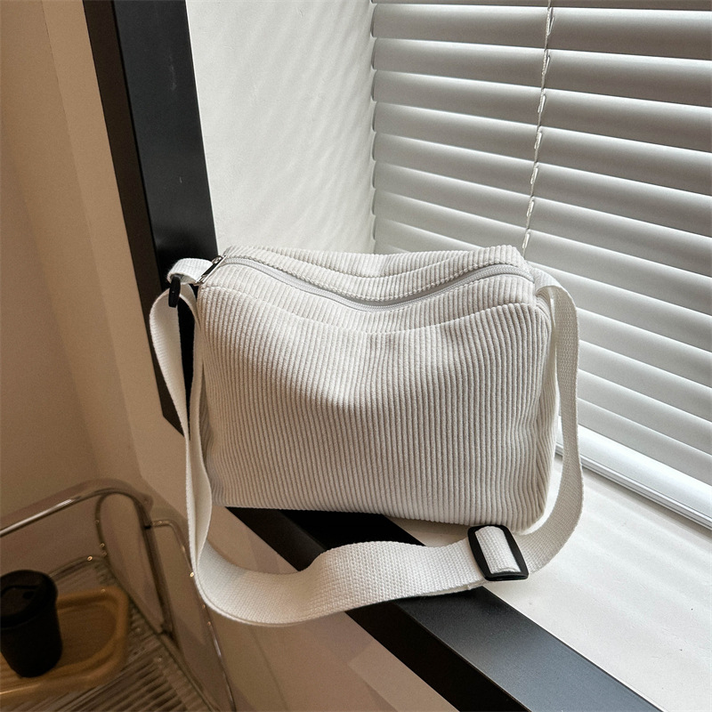 Estilo perezoso de pana casual estilo japonés artístico bandolera de un solo hombro elegante estudiante casual estilo coreano bolso de mano simple de las mujeres
