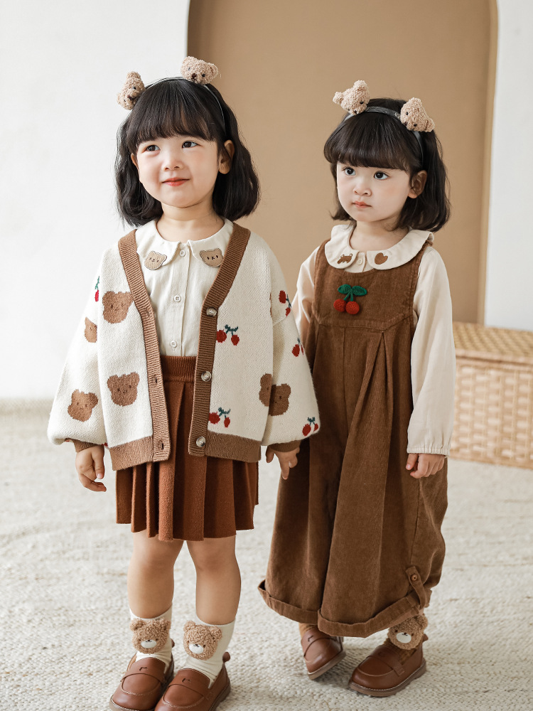 Wulibuyi niñas vintage cardigan de punto traje lindo oso cereza niños otoño suspender Pantalones