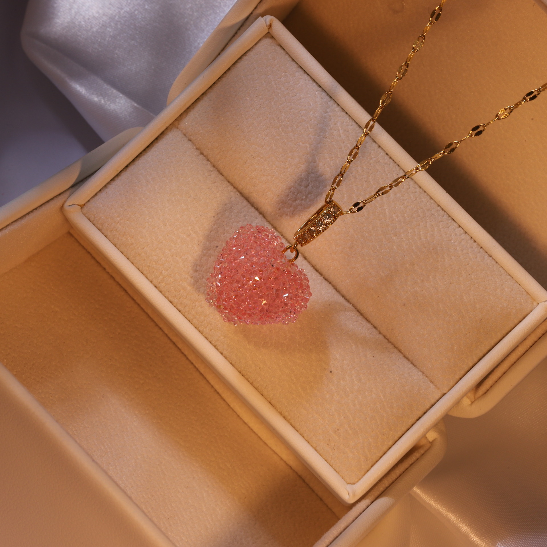 Sweet Heart Shape Titanium Steel Inlay Artificial Crystal Pendant Necklace