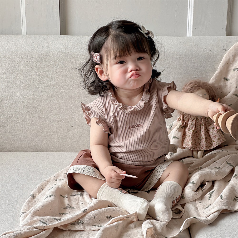 Verano estilo princesa dulce color sólido ropa de salida de bebé sin mangas top traje de pantalones cortos de encaje