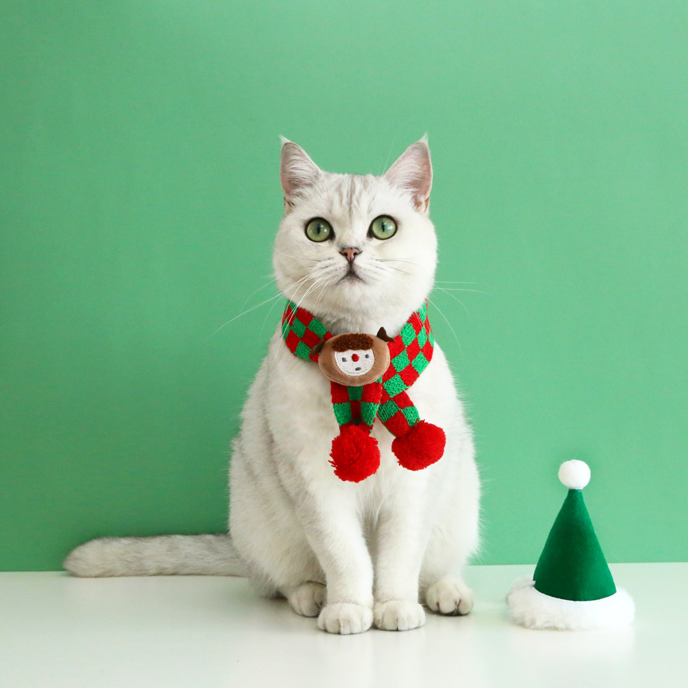 Mascota gato de peluche perro de lana de punto de copo de nieve Plaid felpa de Santa Claus alces bufanda caliente image 10
