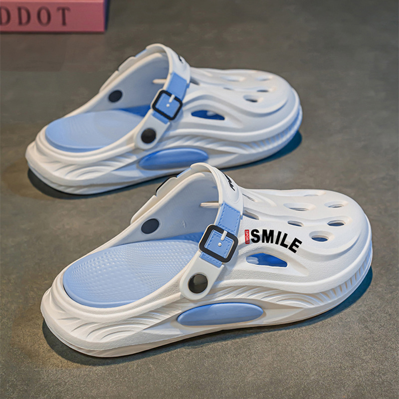 Zapatos con agujeros transfronterizos para hombres 2025 verano nuevo estilo sandalias deportivas antideslizantes y desodorantes para conducir sandalias y zapatillas