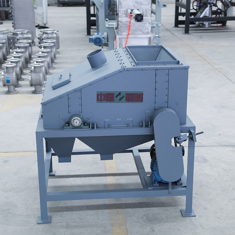 供应CTQ系列干粉磁选机 褐铁矿分离机 批发强磁分离机 辊式磁选机