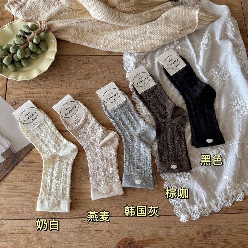 松口澳棉中筒袜雪花贝母扣小精致堆堆~少女韩系复古风纯色抗菌袜|undefined