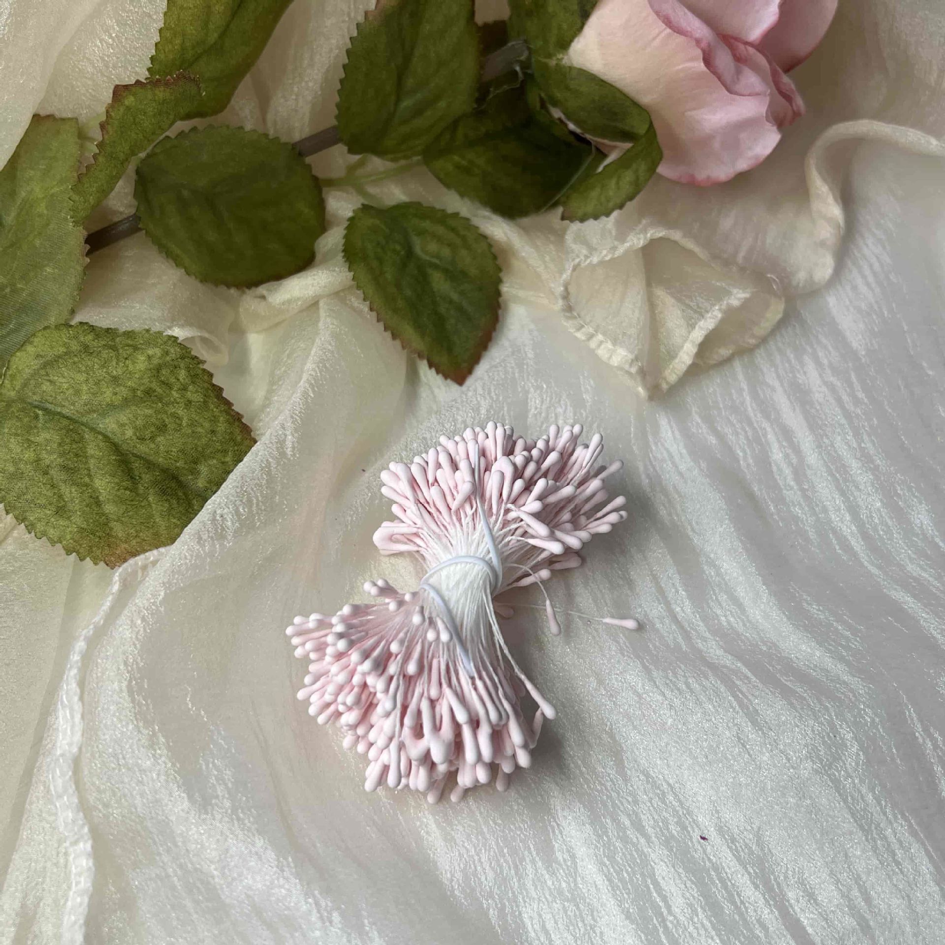 라이트 핑크 1 묶음 약 380개