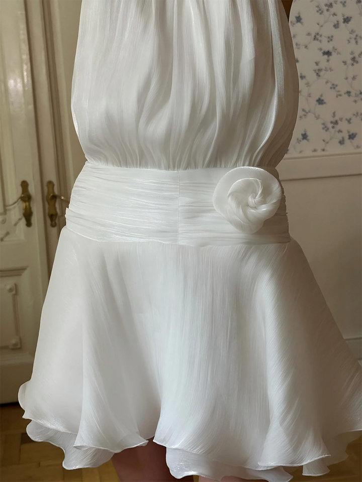 Đầm liền thân không tay cổ halter lưng trần buộc dây, dáng chữ A — Trắng chi tiết 13