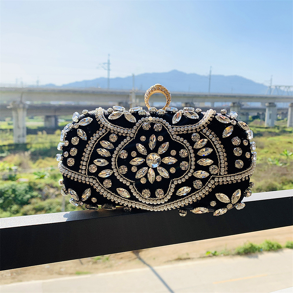 MAC013 Luxury Handbag with Diamond Cheongsam Design from Mariam's Collection14