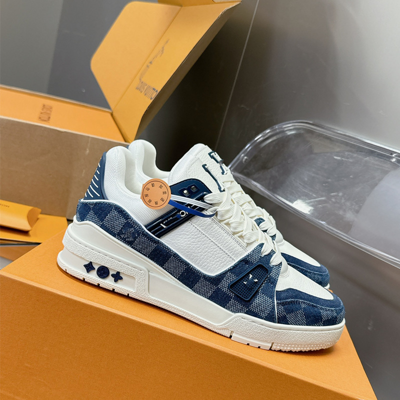 Zapatos de moda europeos Guangzhou de alta versión驴 entrenador zapatos deportivos ociosos de cuero universal para hombres y mujeres
