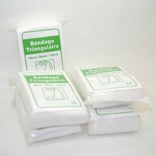 Cross-border outdoor emergency self-rescue and survival triangular bandage dressing bandage hemostatic non-woven triangular care first aid supplies