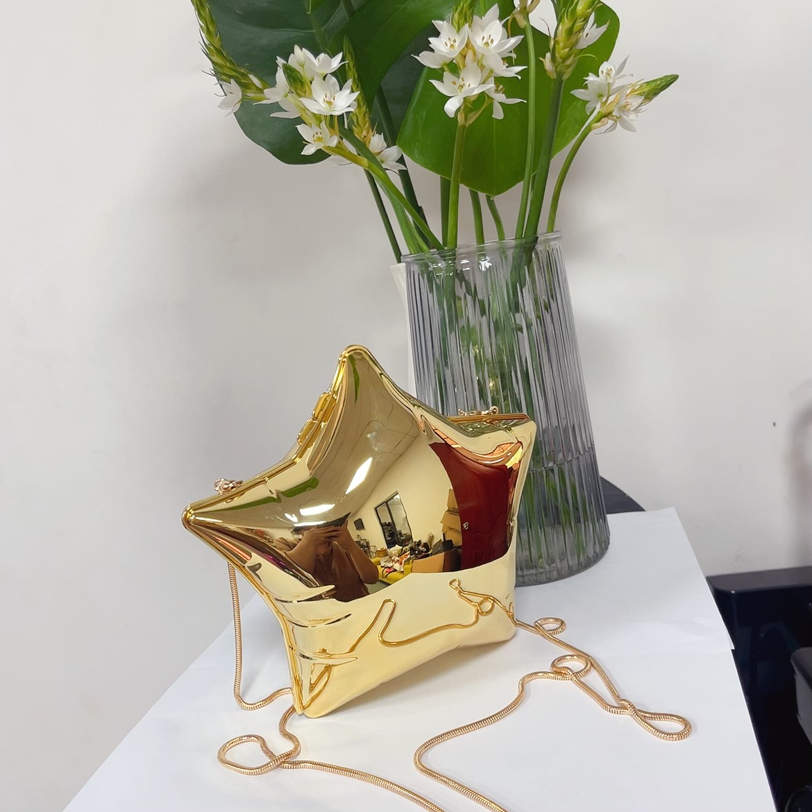 New Spring/Summer 2025 gold and silver star shoulder bag, mini chain bag, casual and fashionable crossbody acrylic bag undefined