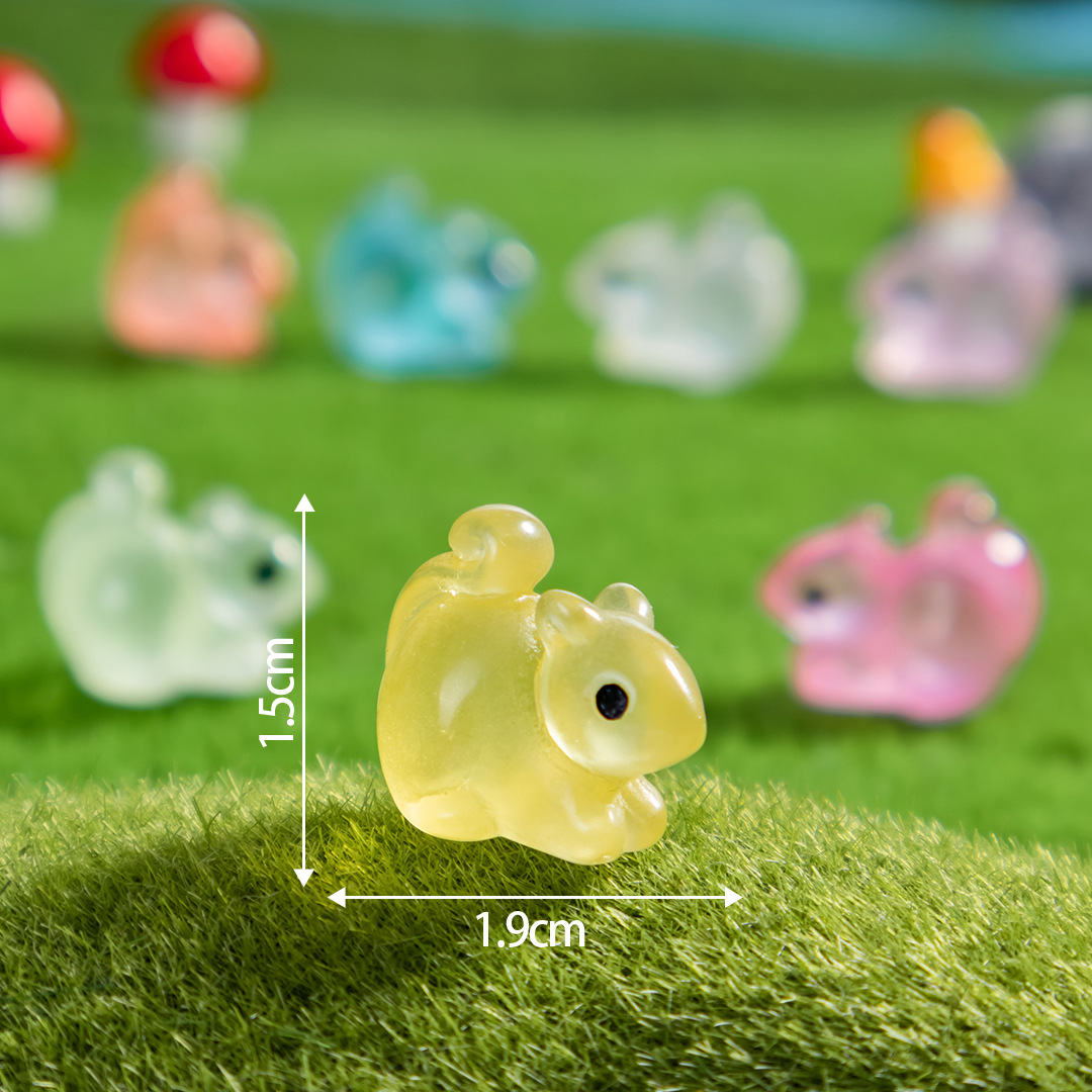 야광 작은 동물 긴 꼬리 토끼 믹스