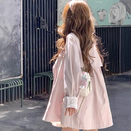 连衣裙;时尚休闲套装;女式风衣