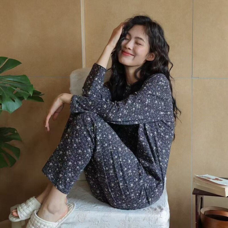 Category A Vintage Small Floral Cotton Knitted Cotton Short-sleeved Pajamas Loose Cropped Pants Nightgown Women's Home Clothes Set