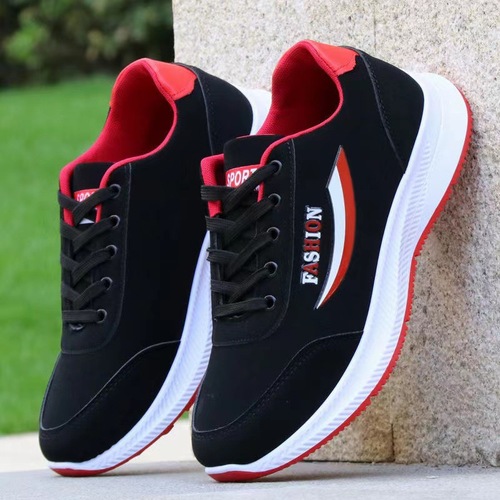Dropshipping new Korean style men's casual sports shoes soft sole lightweight fly knit running student shoes comfortable men's shoes