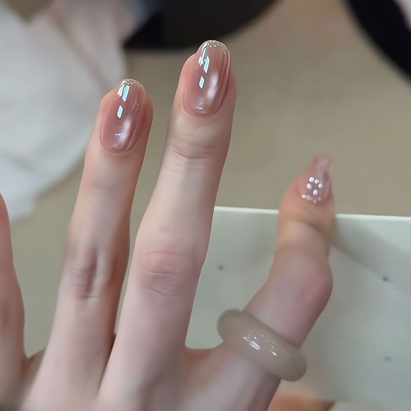 Popular, high-end, electroplated nude pink glass bead cat-eye nail art, detachable nail stickers, short oval shape, makes skin look fairer Popular, high-end, electroplated nude pink glass bead cat-eye nail art, detachable nail stickers, short oval shape, makes skin look fairer