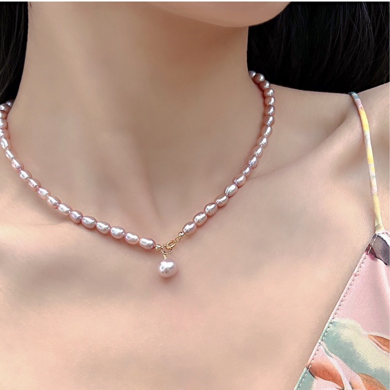 Organic necklace from pearl