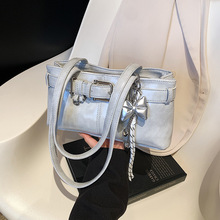 2024�¿�С���OӋ��������С����Ůͨ��б���Ψ���μ�ˮͰ��