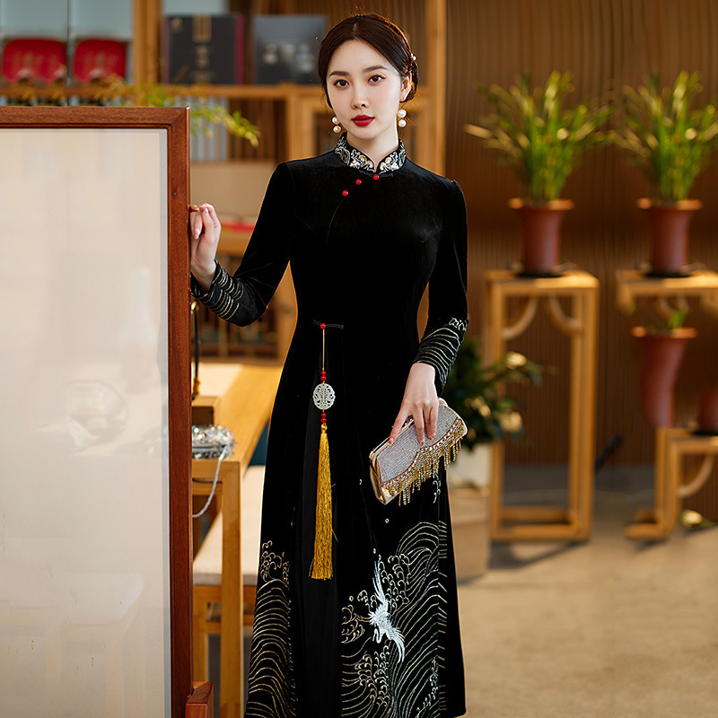 fitted lace wedding dress Floral Embroidery Long Sleeve Mandarin Collar Oriental Evening Dress Burgundy / Xs