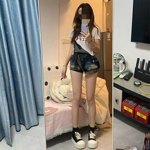Vintage Distressed Low-Rise Denim Overalls Ultra-Short Shorts for Women Summer New Hip-Hugging Slimming Hot Pants Trendy