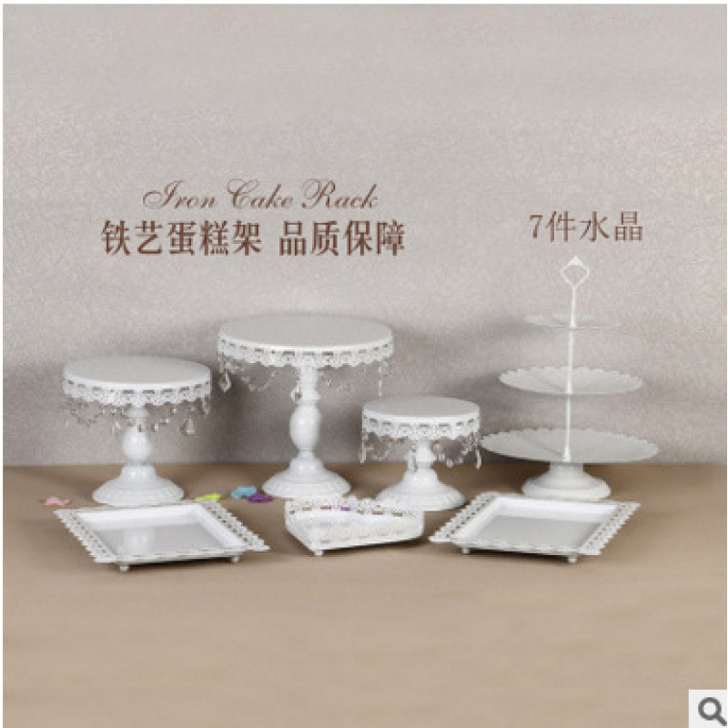 Postre de boda de oro Adornos de mesa Soporte de pastel de estilo europeo Accesorios de boda Bandeja de pastel de encaje Soporte de punto de hierro 12 piezas