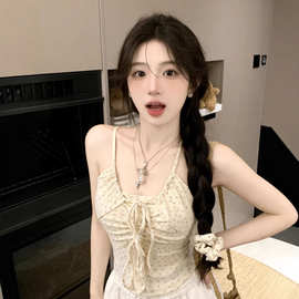 碎花系带抽绳挂脖设计感小吊带女夏季修身内搭无袖背心外穿短上衣