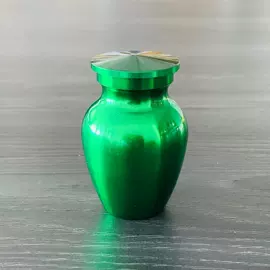 戒指;骨灰盒/坛;手链