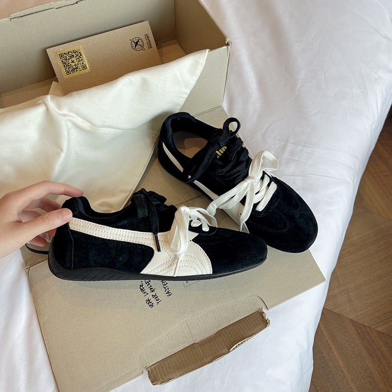 Rose con el mismo nombre de zapatos de entrenamiento de cuero auténtico para mujeres 2025, nuevos zapatos deportivos o casuales de carreras retro Gump rojos