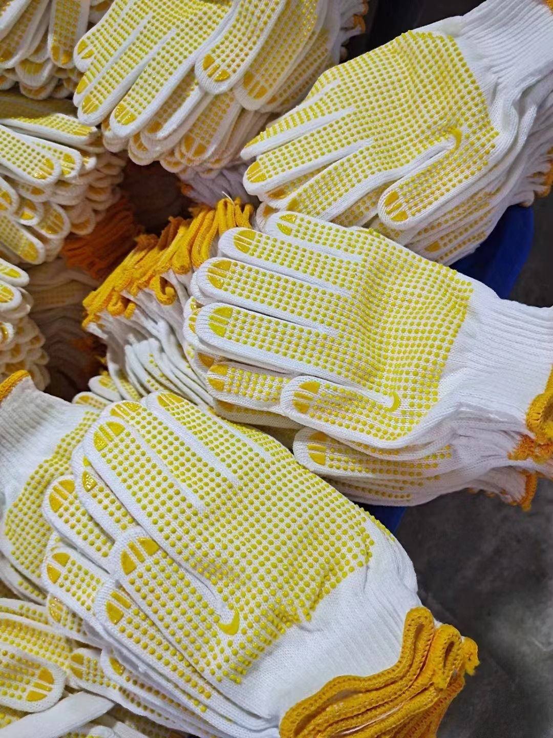 Guantes de trabajo de algodón con puntos de goma, resistentes y antideslizantes