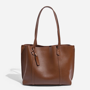 Capacious solid color underarm bag, one-shoulder bag, 2023 collection