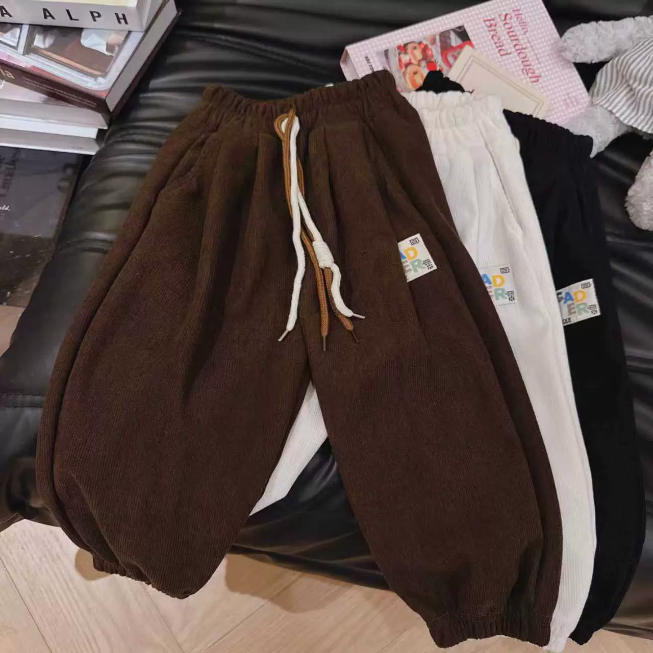 儿童秋冬新款男女童卫裤中小童纯色简约运动裤宽松休闲束脚裤