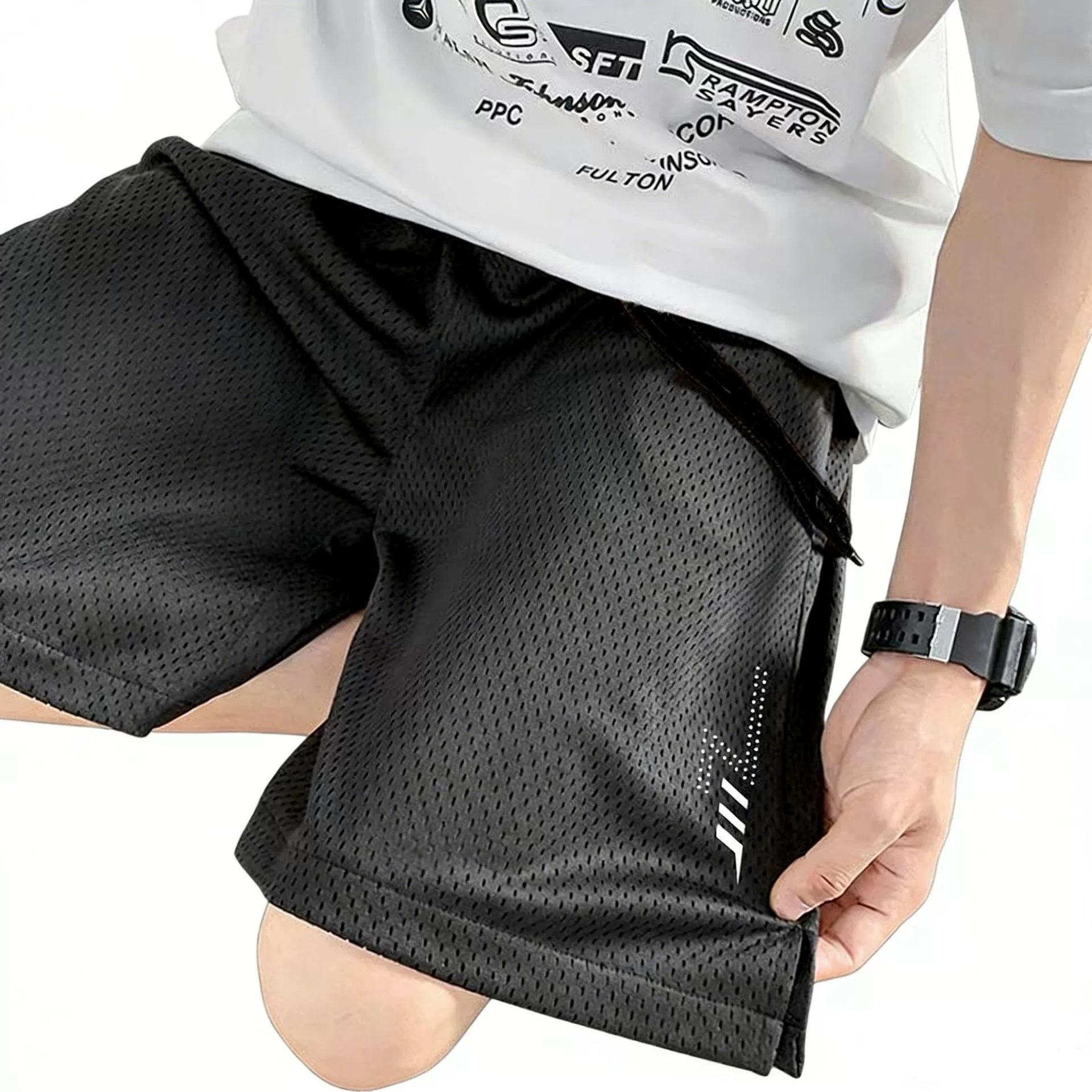 Summer silk shorts, quick dry breathable men's sports trousers for leisure, loose fit
