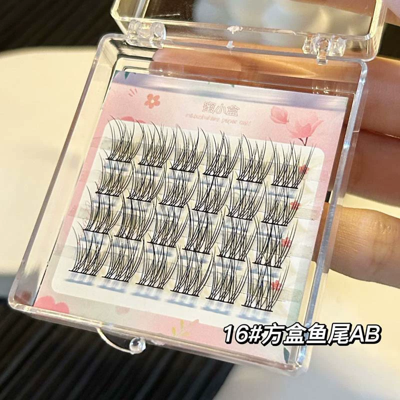 蜜小盒 Mixed dense small false eyelashes for traveling, style