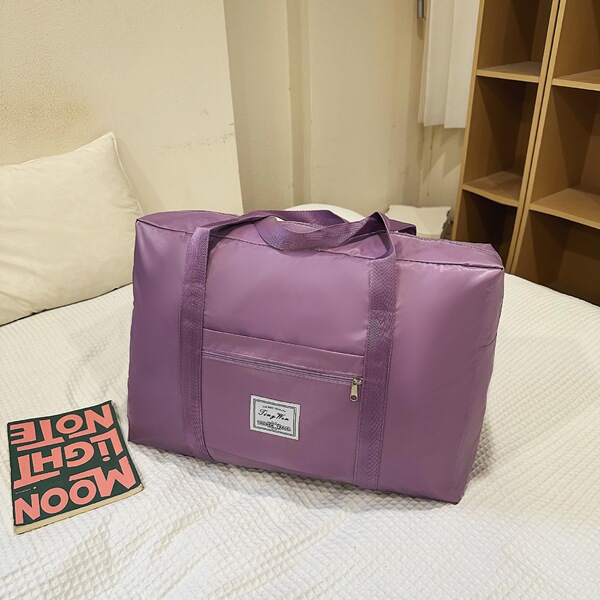 Capacious travel bag